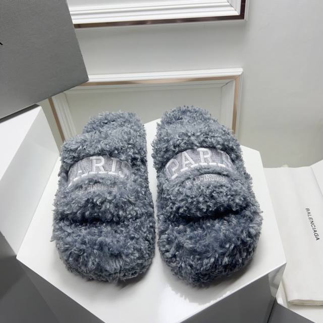 巴黎世家毛毛拖 薄底款工厂直 ，男款10，码数35-45 厚底款工厂直 ，码数35-42